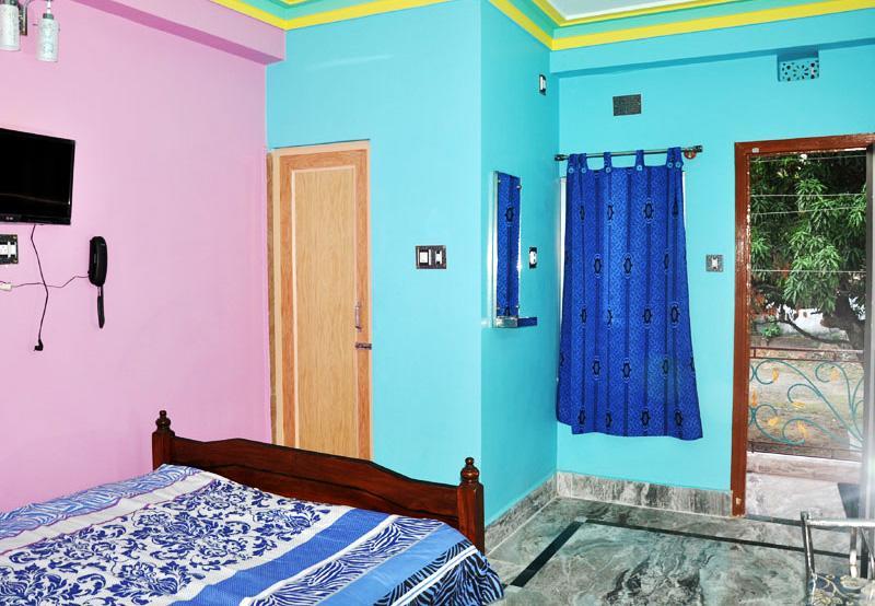 Jhargram Eshani Hotels And Guest House Buitenkant foto
